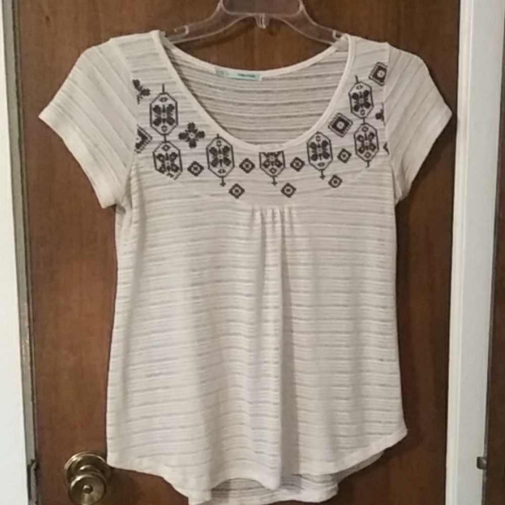 Maurices top